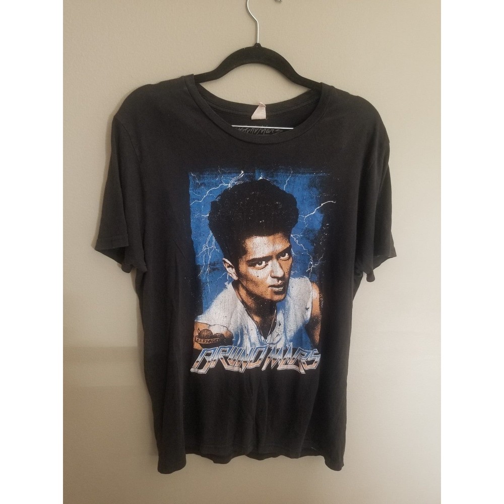 Bruno Mars Moonshine Jungle Tour tee t shirt black